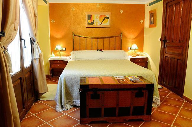 Hotel Casa De La Fuente Alcorisa Δωμάτιο φωτογραφία