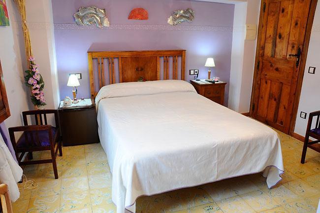 Hotel Casa De La Fuente Alcorisa Δωμάτιο φωτογραφία